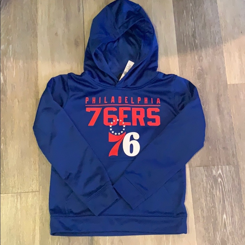 Philadelphia 76ers hooded sweatshirt